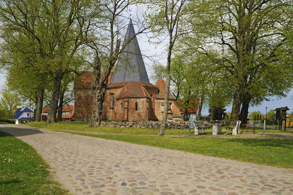 Romantik Hotel Gutshaus Ludorf エクステリア 写真